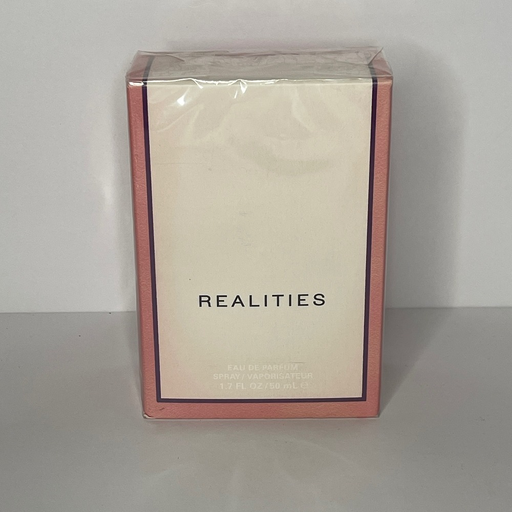Realities Eau de Parfum Spray for Women 1.7 fl oz 50 ml New Sealed 310015